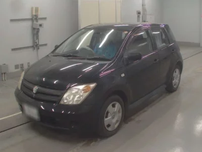 Toyota IST