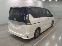 Nissan SERENA лот № 30490 оценка 4  с аукциона в Японии 1