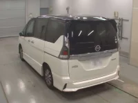 Nissan SERENA лот № 30490 оценка 4  с аукциона в Японии 5