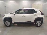 Toyota YARIS CROSS лот № 30496 оценка 4.5  с аукциона в Японии 3