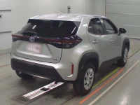 Toyota YARIS CROSS лот № 40130 оценка R  с аукциона в Японии 1