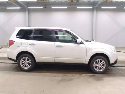 Subaru FORESTER  с аукциона в Японии