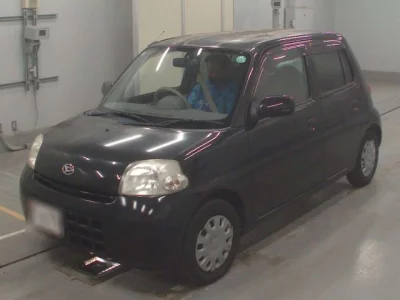Daihatsu Esse