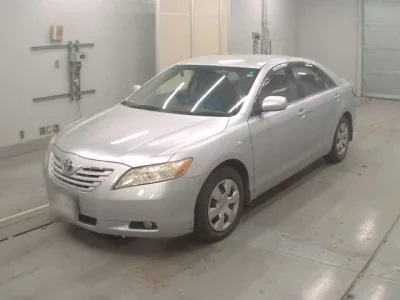 Toyota CAMRY  с аукциона в Японии