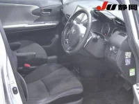 Toyota WISH лот № 171 оценка 3  с аукциона в Японии 2