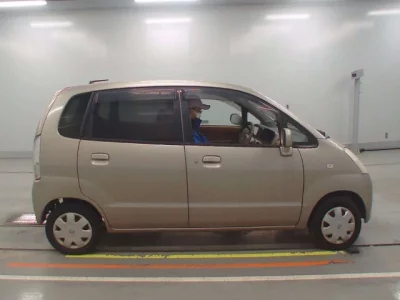 Nissan MOCO  с аукциона в Японии