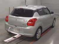 Suzuki SWIFT лот № 30511 оценка 3.5  с аукциона в Японии 1