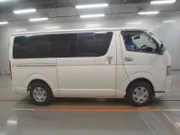 Toyota REGIUS ACE VAN лот № 30513 оценка 3.5  с аукциона в Японии 2