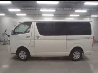 Toyota REGIUS ACE VAN лот № 30513 оценка 3.5  с аукциона в Японии 3