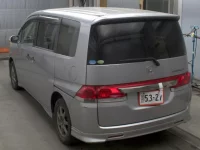 Honda STEP WAGON лот № 17110 оценка 3.5  с аукциона в Японии 1