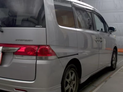 Honda STEP WAGON  с аукциона в Японии
