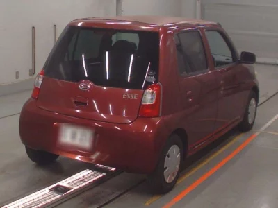 Daihatsu Esse