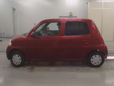 Daihatsu Esse
