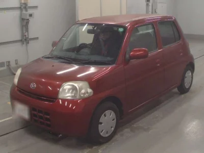 Daihatsu Esse