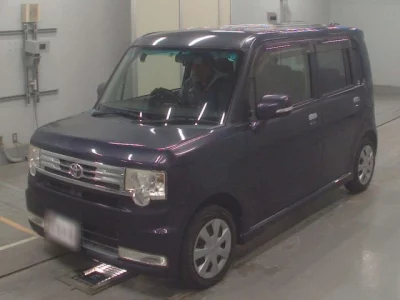 Toyota PIXIS SPACE