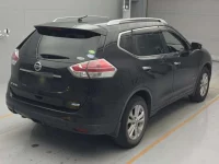 Nissan X-TRAIL лот № 4055 оценка 3.5  с аукциона в Японии 1