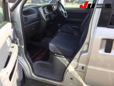 Daihatsu Atrai Wagon