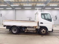 Mitsubishi CANTER лот № 7015 оценка 3.5  с аукциона в Японии 2