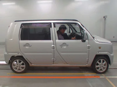 Daihatsu NAKED