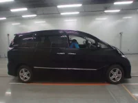 Toyota ESTIMA лот № 30530 оценка 4  с аукциона в Японии 2