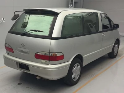 Toyota ESTIMA  с аукциона в Японии