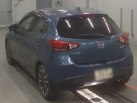 Mazda DEMIO лот № 30535 оценка 3.5  с аукциона в Японии 5