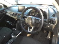 Mazda DEMIO лот № 30535 оценка 3.5  с аукциона в Японии 6