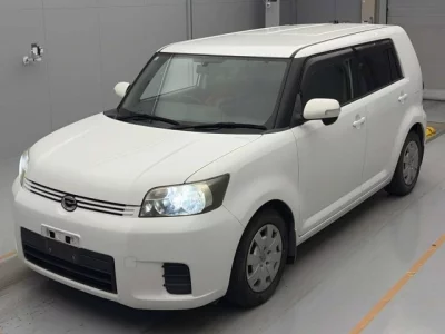 Toyota COROLLA RUMION