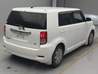 Toyota COROLLA RUMION