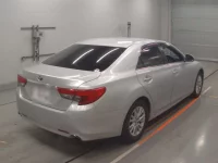 Toyota MARK X лот № 30543 оценка 4  с аукциона в Японии 1