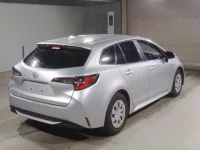 Toyota COROLLA TOURING лот № 70011 оценка 3.5  с аукциона в Японии 1
