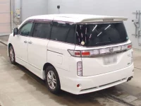 Nissan ELGRAND лот № 5518 оценка 3.5  с аукциона в Японии 5