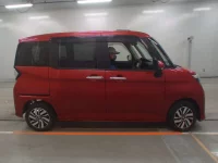 Toyota TANK лот № 30553 оценка 4  с аукциона в Японии 2