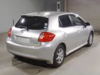 Toyota AURIS лот № 70030 оценка 3.5  с аукциона в Японии 1
