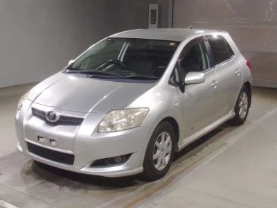 Toyota AURIS  с аукциона в Японии