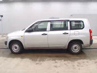 Toyota PROBOX лот № 5551 оценка 3.5  с аукциона в Японии 3