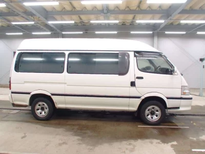 Toyota HIACE VAN  с аукциона в Японии