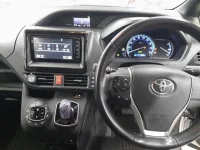 Toyota VOXY лот № 30569 оценка 3.5  с аукциона в Японии 8