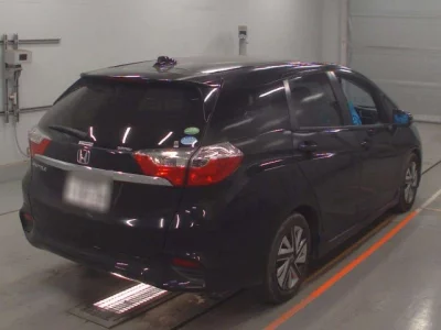 Honda SHUTTLE  с аукциона в Японии