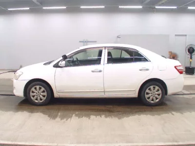 Toyota PREMIO  с аукциона в Японии