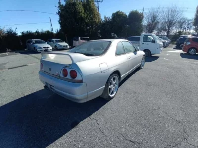 Nissan SKYLINE