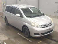 Toyota ISIS лот № 5582 оценка 3  с аукциона в Японии 4