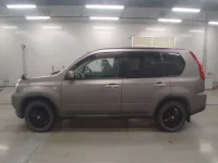Nissan X-TRAIL лот № 30580 оценка 3.5  с аукциона в Японии 3