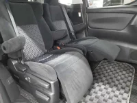 Toyota ALPHARD лот № 30583 оценка 3.5  с аукциона в Японии 9