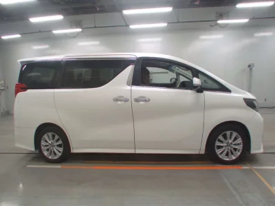 Toyota ALPHARD  с аукциона в Японии