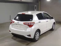 Toyota SIENTA лот № 2228 оценка 5  с аукциона в Японии 1