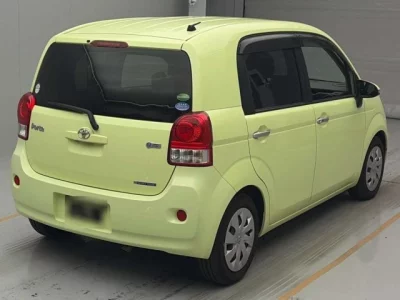 Toyota PORTE