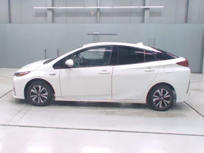 Toyota PRIUS PHV