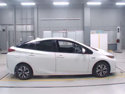 Toyota PRIUS PHV