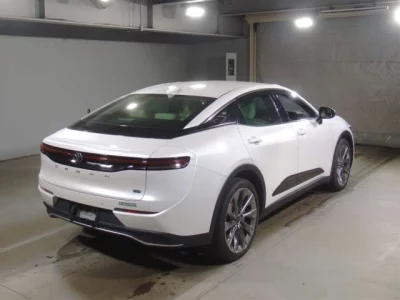 Toyota CROWN CROSSOVER